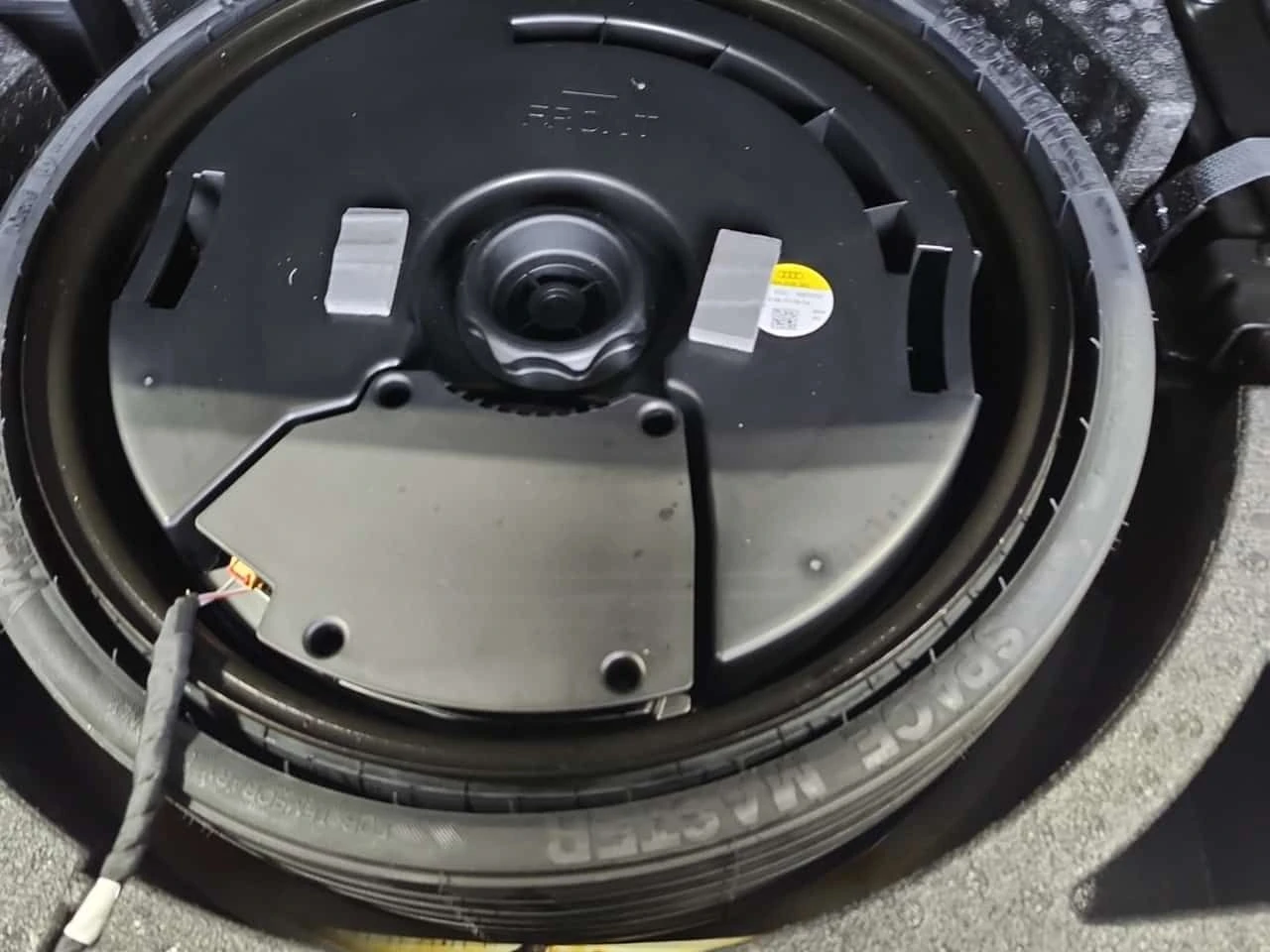 Audi Q5 PROGRESSIV| PANORAMA| 2 КЛЮЧА| CARFAX, снимка 15 - Автомобили и джипове - 54185703