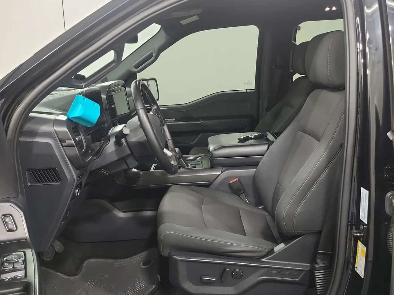 Ford F150 XLT CREW CAB SHORT BED| 2 КЛЮЧА| ПОДГРЕВИ| , снимка 8 - Автомобили и джипове - 54414650