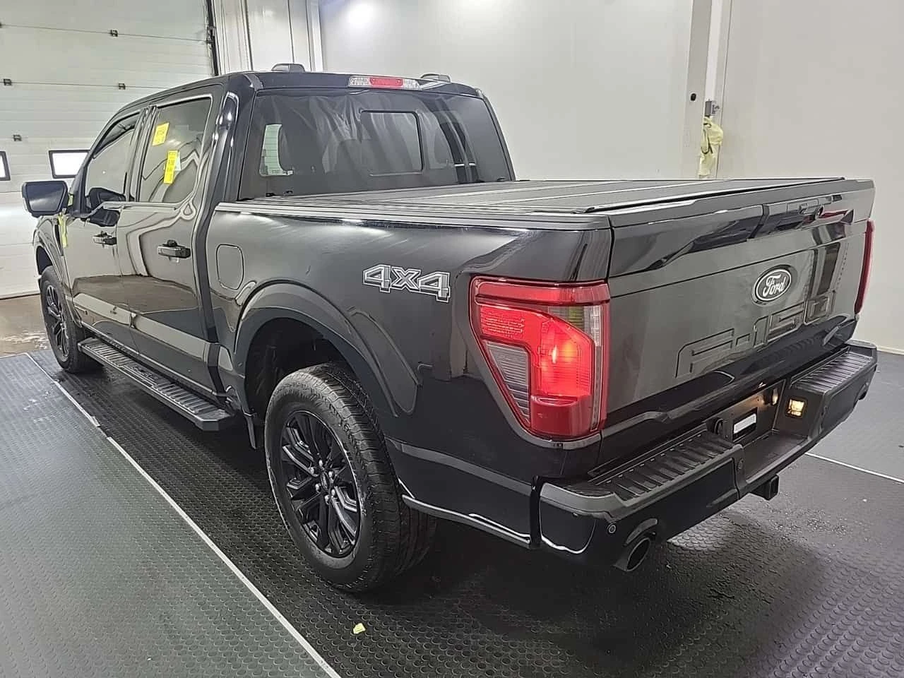 Ford F150 XLT CREW CAB SHORT BED| 2 КЛЮЧА| ПОДГРЕВИ| , снимка 4 - Автомобили и джипове - 54414650