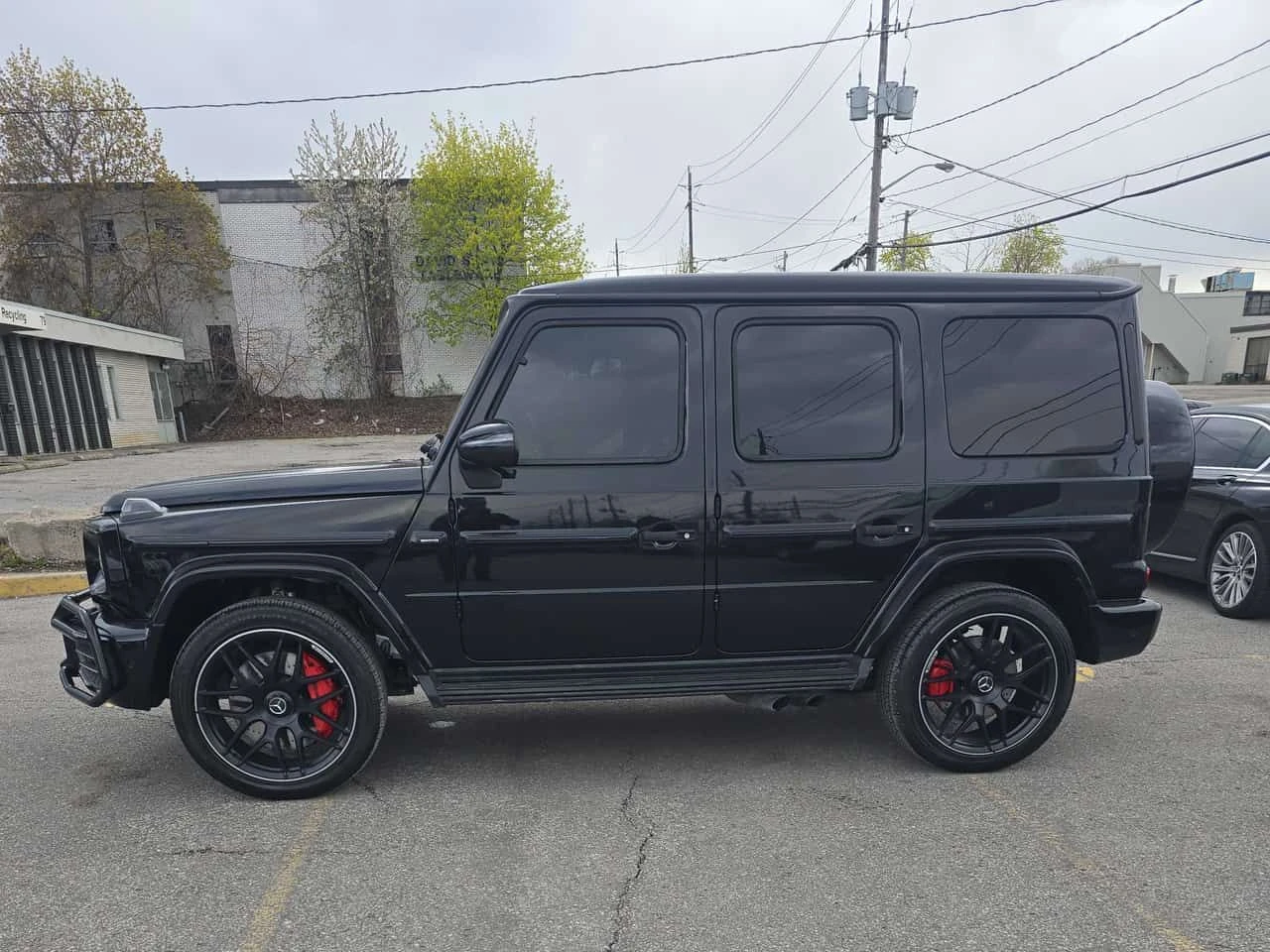 Mercedes-Benz G 63 AMG ОБДУХВАНЕ/ШИБИДАХ/ДИСТРОНИК/360 КАМЕРИ, снимка 3 - Автомобили и джипове - 54493940