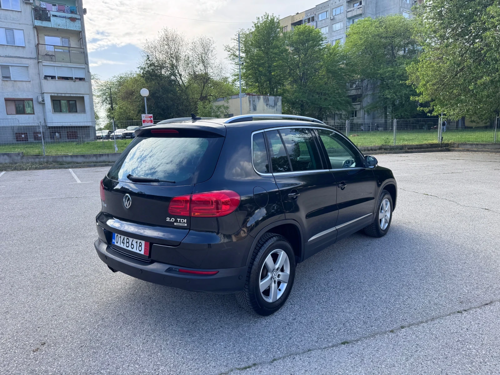 VW Tiguan 2, 0Tdi 4x4 , снимка 4 - Автомобили и джипове - 54512447