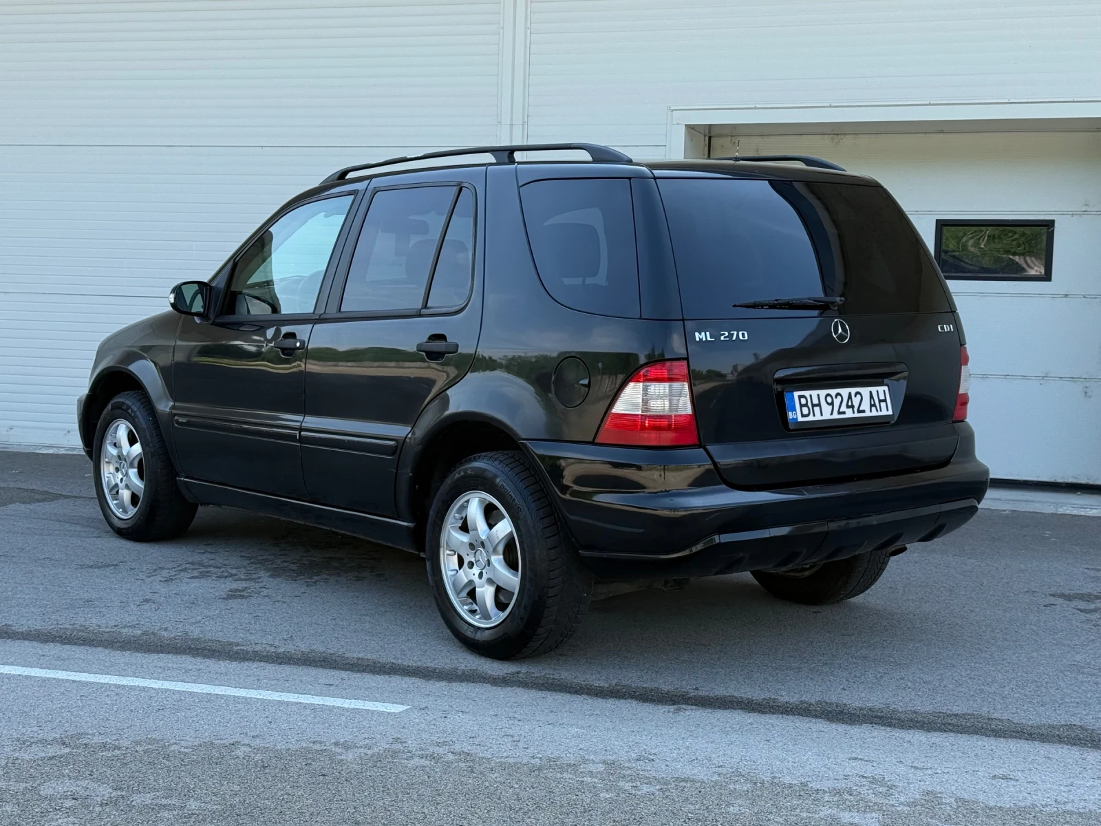Mercedes-Benz ML 270 2.7 CDI, снимка 4 - Автомобили и джипове - 54783778