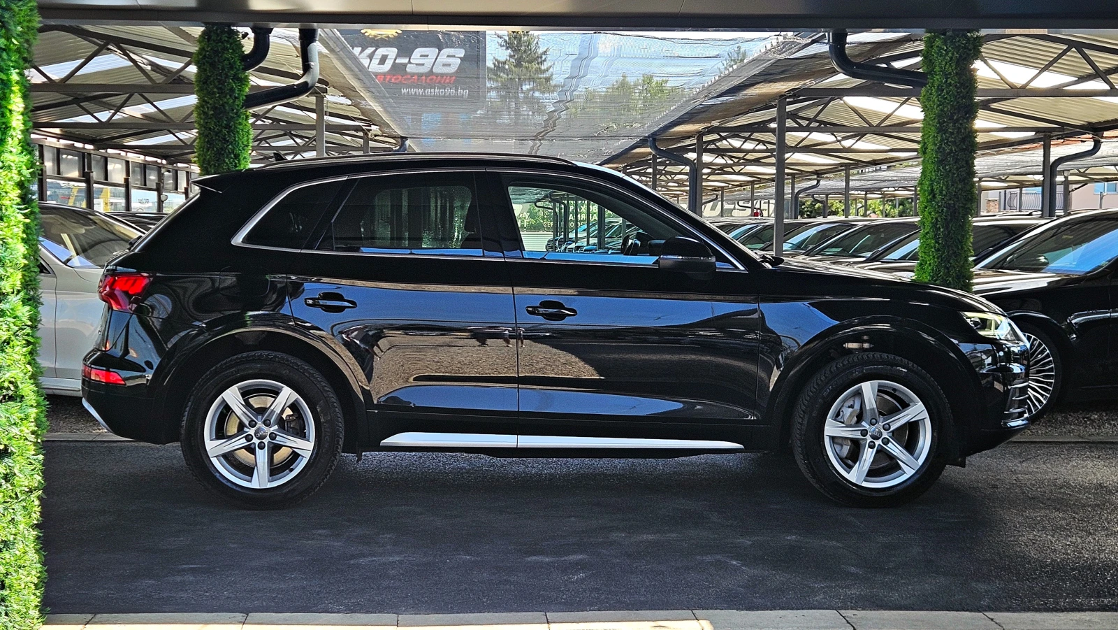 Audi Q5 40TDI/S-LINE/GERMANY/FULL LED/AMBIENT/CAR PLAY/LIZ, снимка 4 - Автомобили и джипове - 55626061