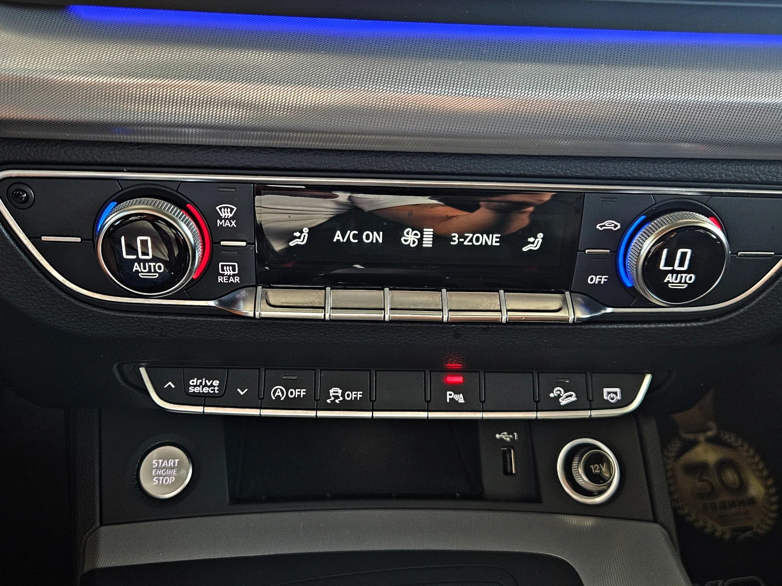 Audi Q5 40TDI/S-LINE/GERMANY/FULL LED/AMBIENT/CAR PLAY/LIZ, снимка 11 - Автомобили и джипове - 55626061