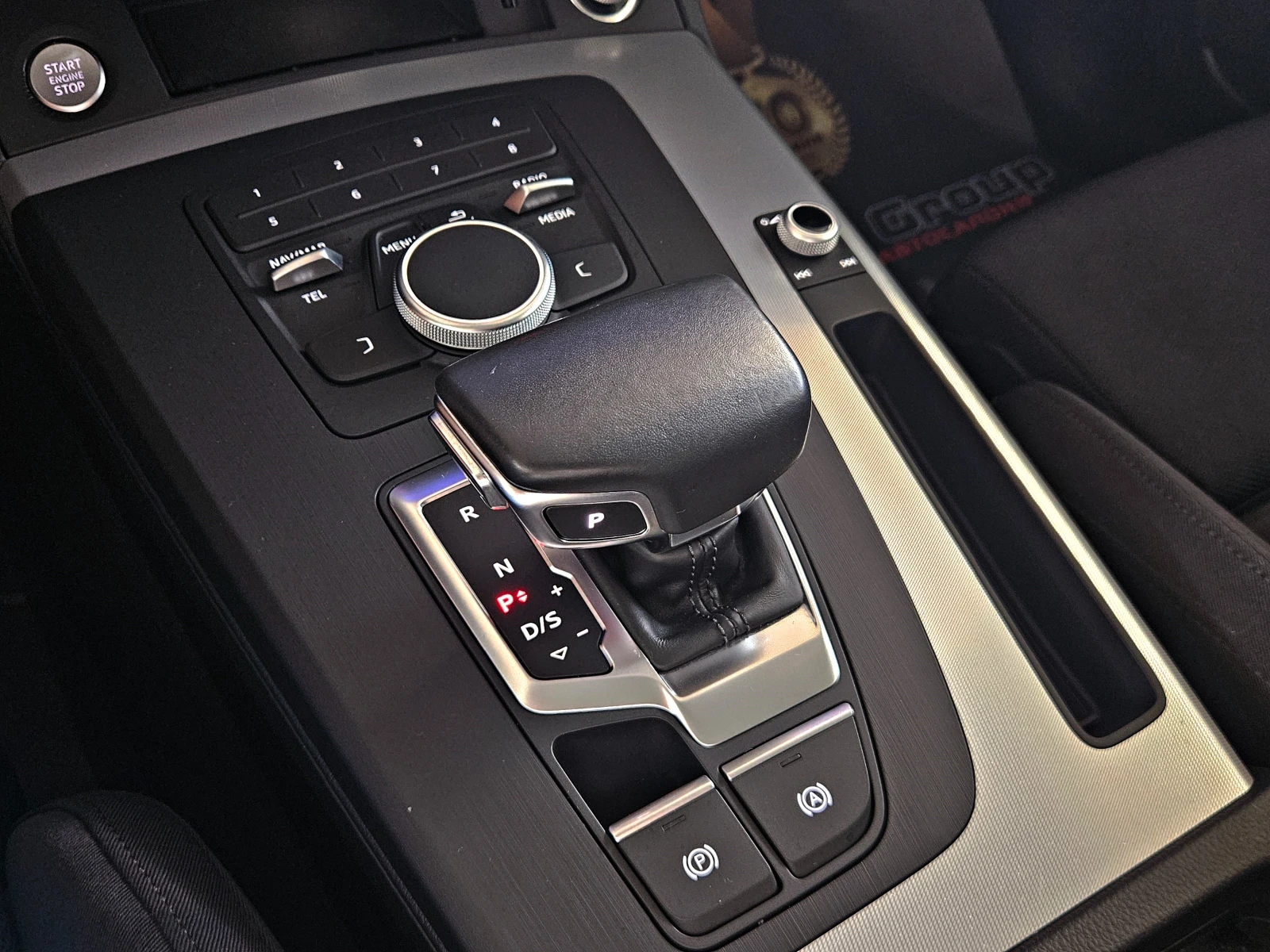 Audi Q5 40TDI/S-LINE/GERMANY/FULL LED/AMBIENT/CAR PLAY/LIZ, снимка 12 - Автомобили и джипове - 55626061