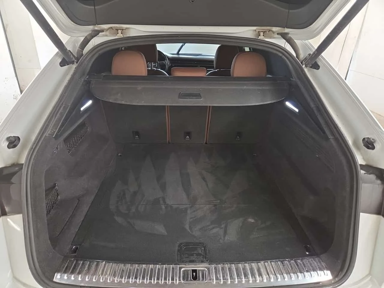 Audi Q8 Technik/CARFAX/���������/360 ���/����/����� | Mobile.bg � ����������� 15