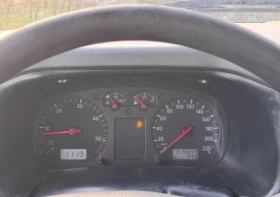 VW Transporter 2.5 TDI - 151кс / TransVan Comfortline / КЛИМАТИК , снимка 8