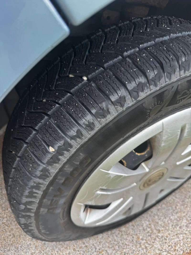 Renault Trafic 2.0 dci, снимка 9 - Бусове и автобуси - 52024657