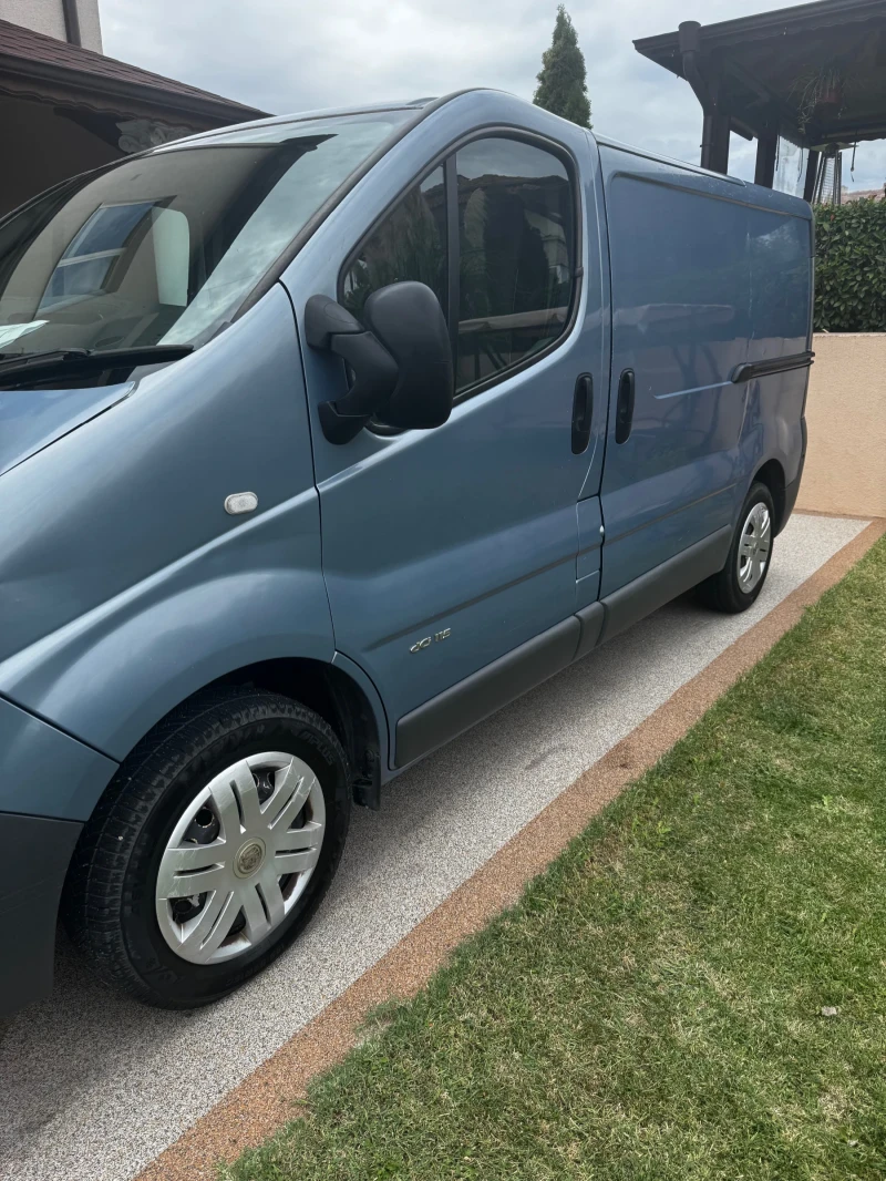 Renault Trafic 2.0 dci, снимка 4 - Бусове и автобуси - 52024657
