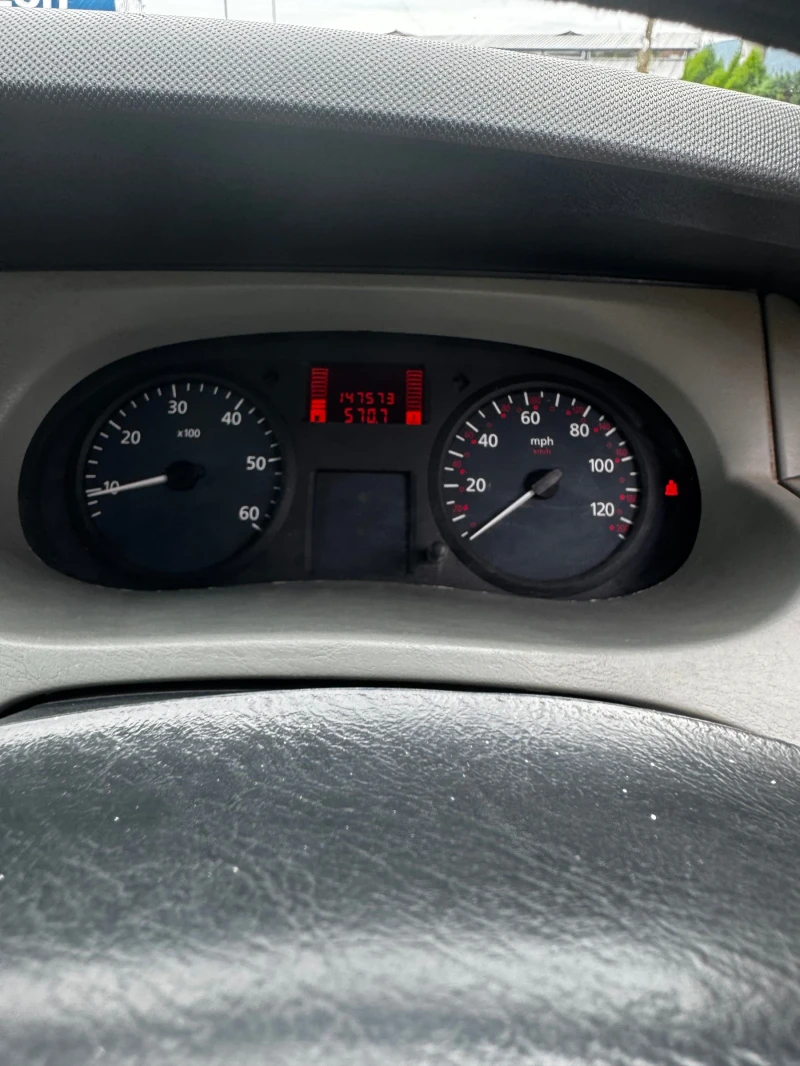 Renault Trafic 2.0 dci, снимка 14 - Бусове и автобуси - 52024657