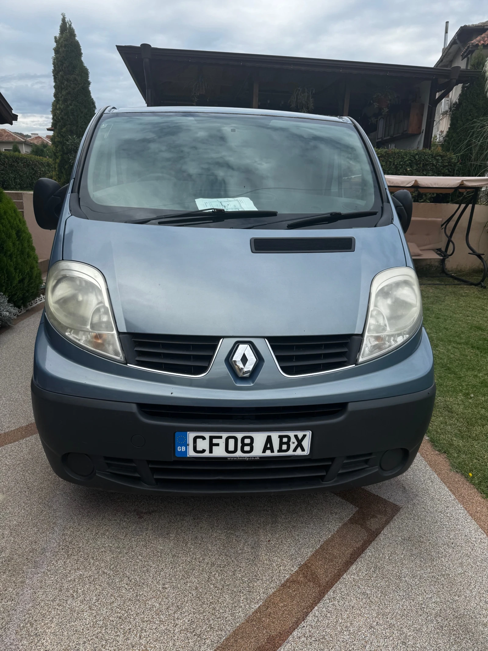 Renault Trafic 2.0 dci, снимка 1