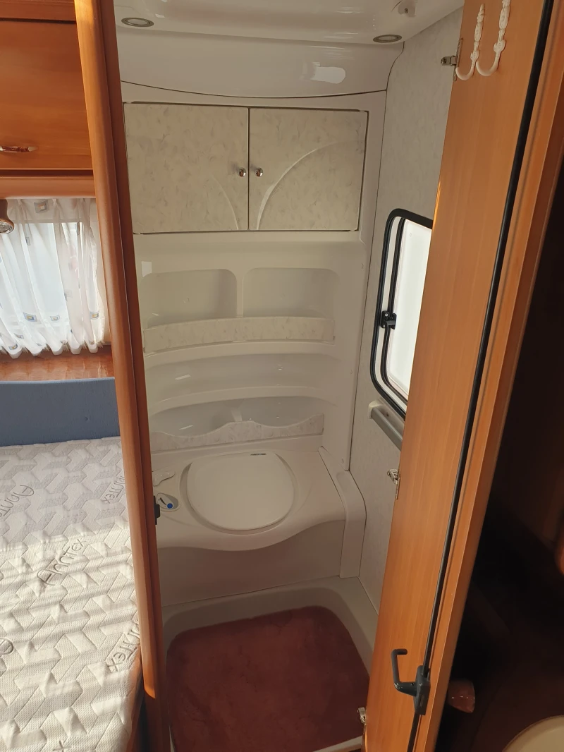 Каравана Hobby 540 EXCELSIOR , снимка 17 - Каравани и кемпери - 52394612