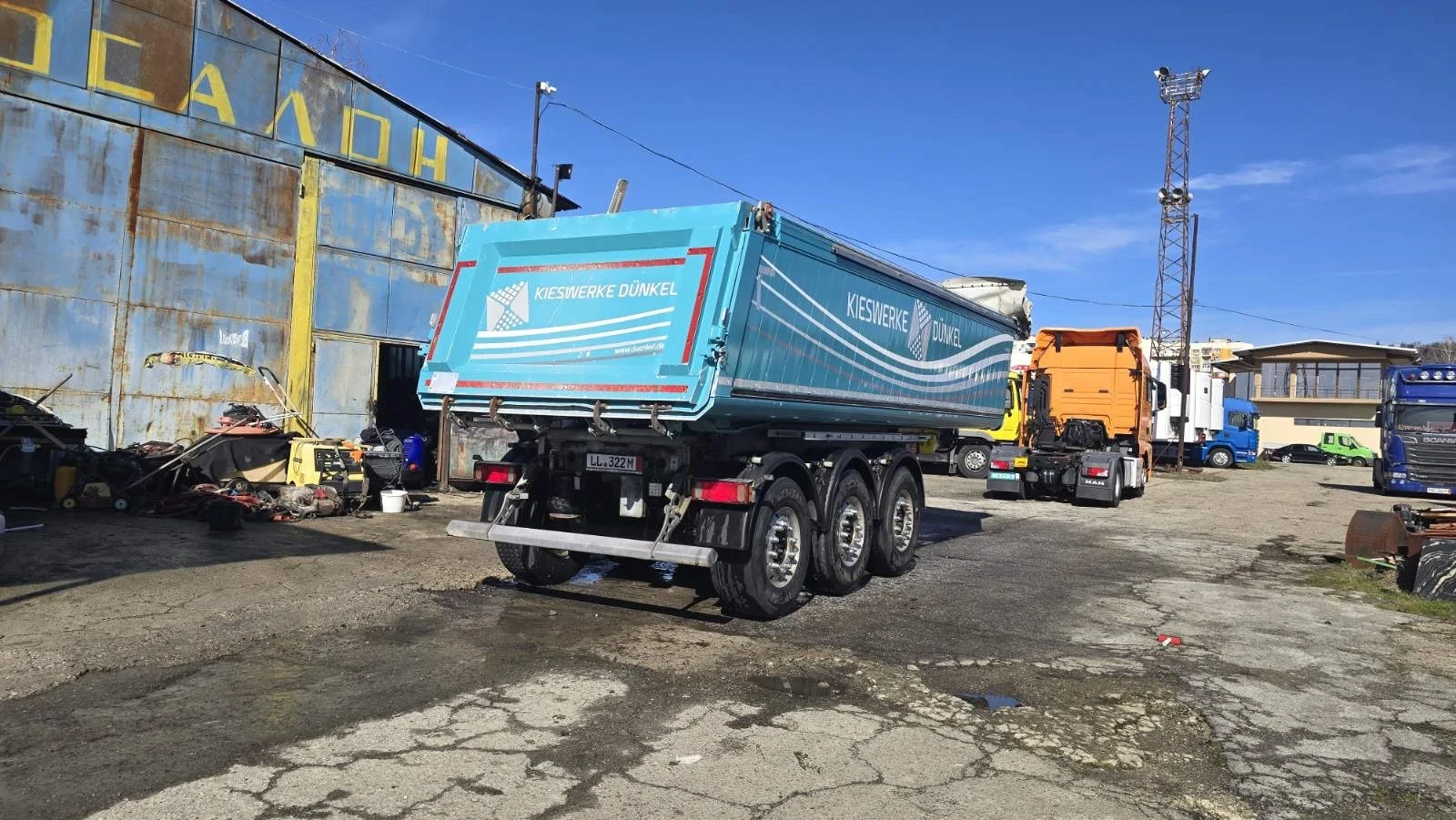 ����������� Schmitz 25 ���. / ���� 5320 ��. | Mobile.bg � ����������� 2