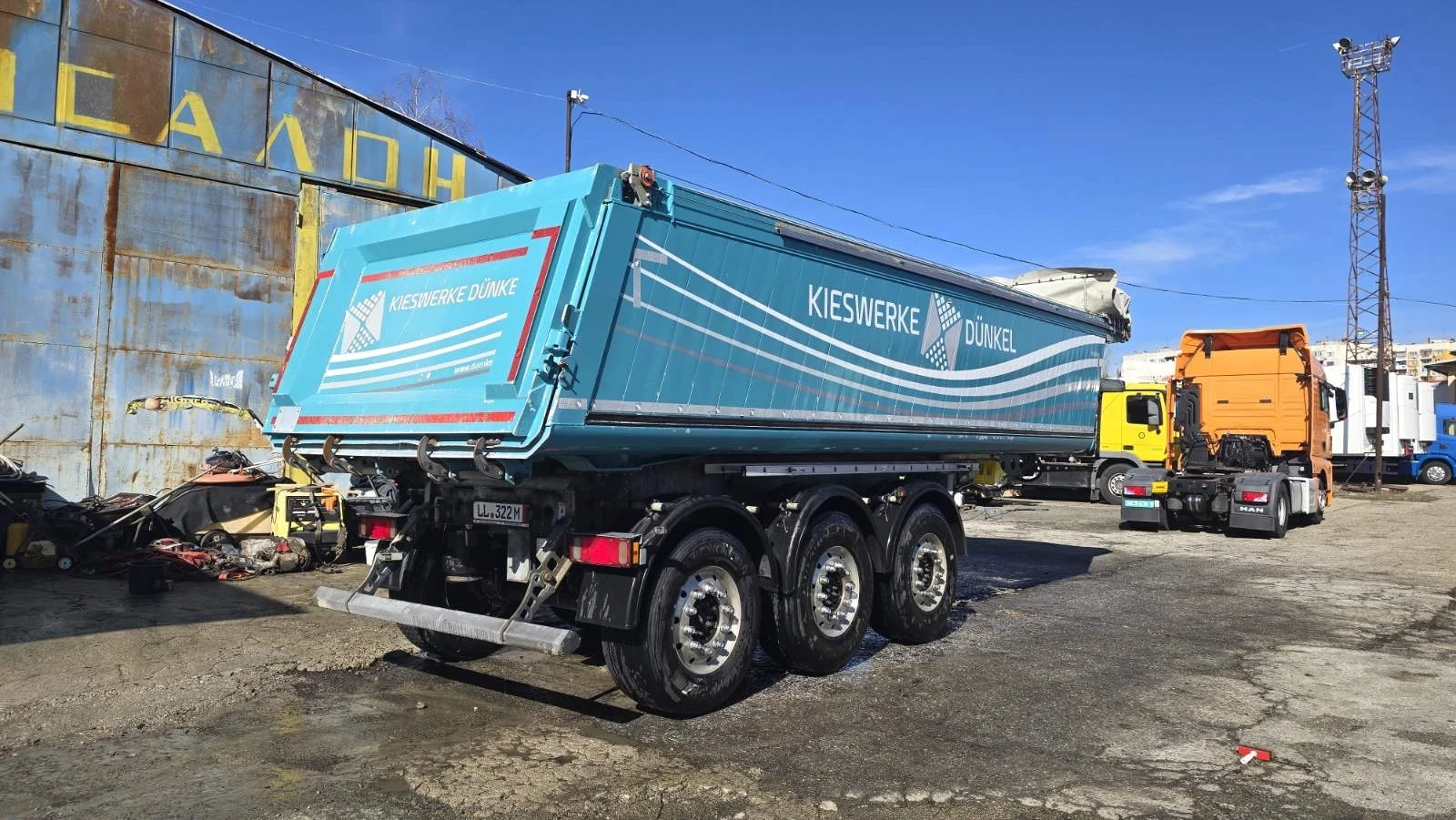 ����������� Schmitz 25 ���. / ���� 5320 ��. | Mobile.bg � ����������� 1