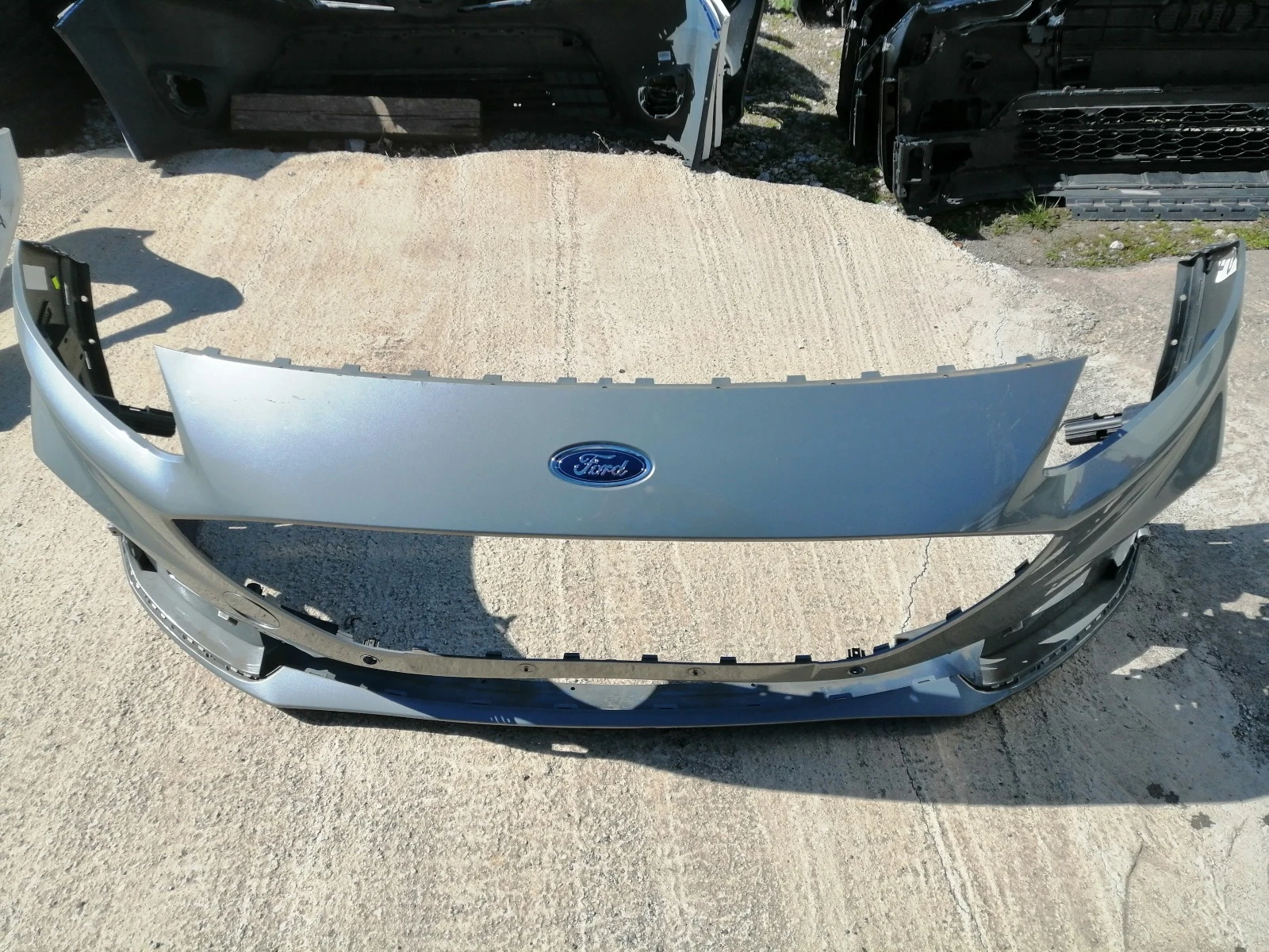       2020....LV4B-17D957.... | Mobile.bg   6