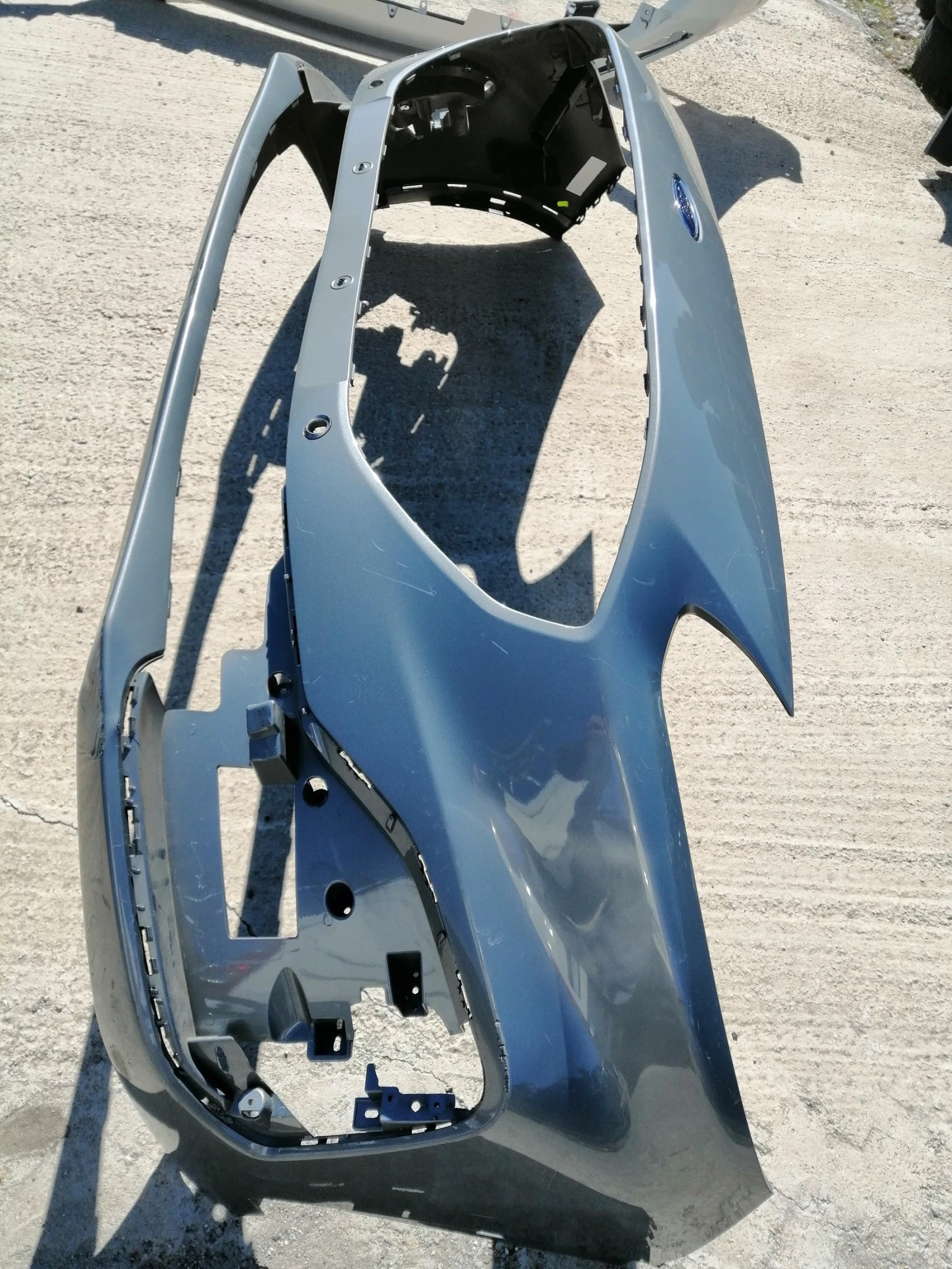       2020....LV4B-17D957.... | Mobile.bg   2