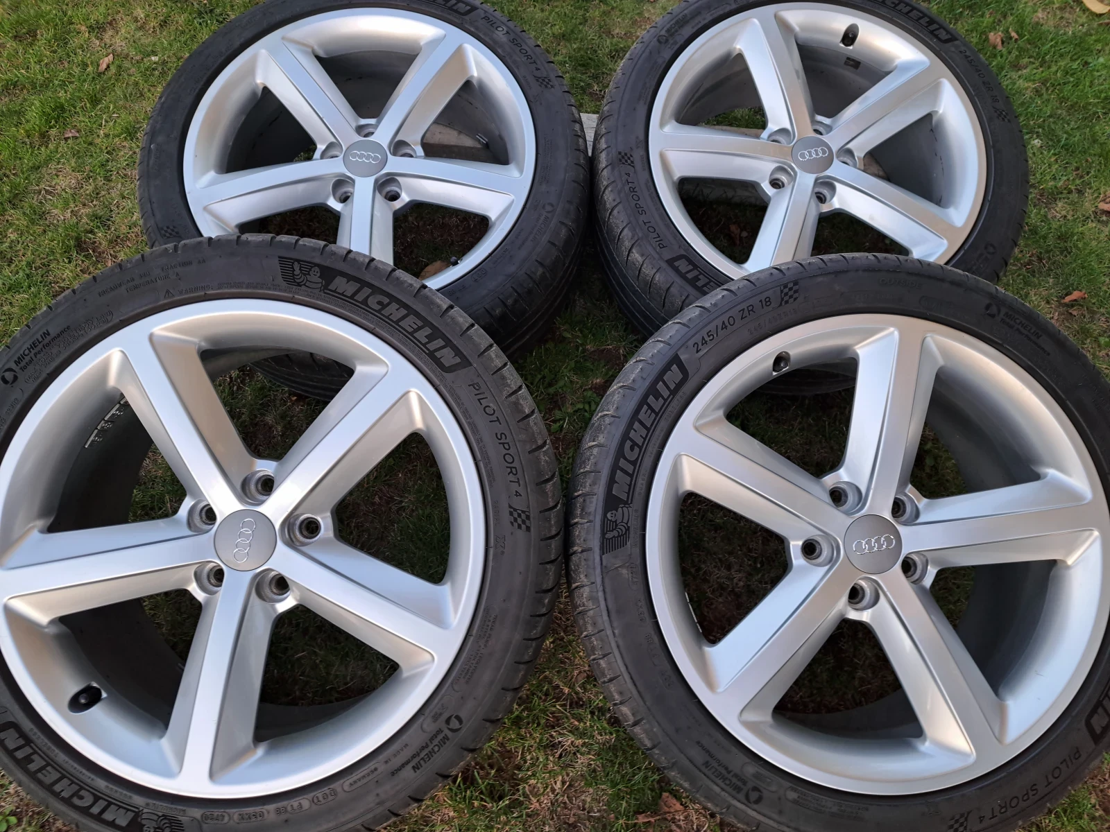    245/40R18  Audi A4 | Mobile.bg   1