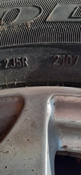 Гуми с джанти Goodyear 215/65R16, снимка 8 - Гуми и джанти - 48440318