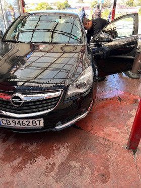 Opel Insignia 4x4, снимка 2 - Автомобили и джипове - 45284958