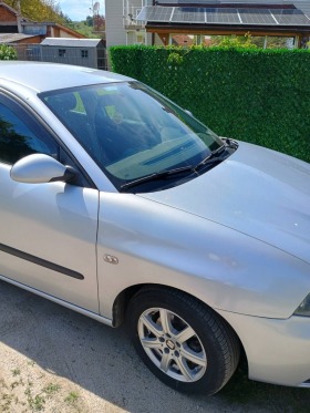 Seat Ibiza 1.4 MPI, снимка 3