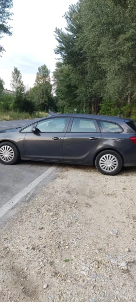 Обява за продажба на Opel Astra 1.7 ~10 400 лв. - изображение 2