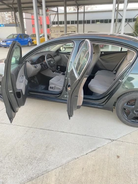 VW Passat 2.0 I NAVI KLIMA  | Mobile.bg    12