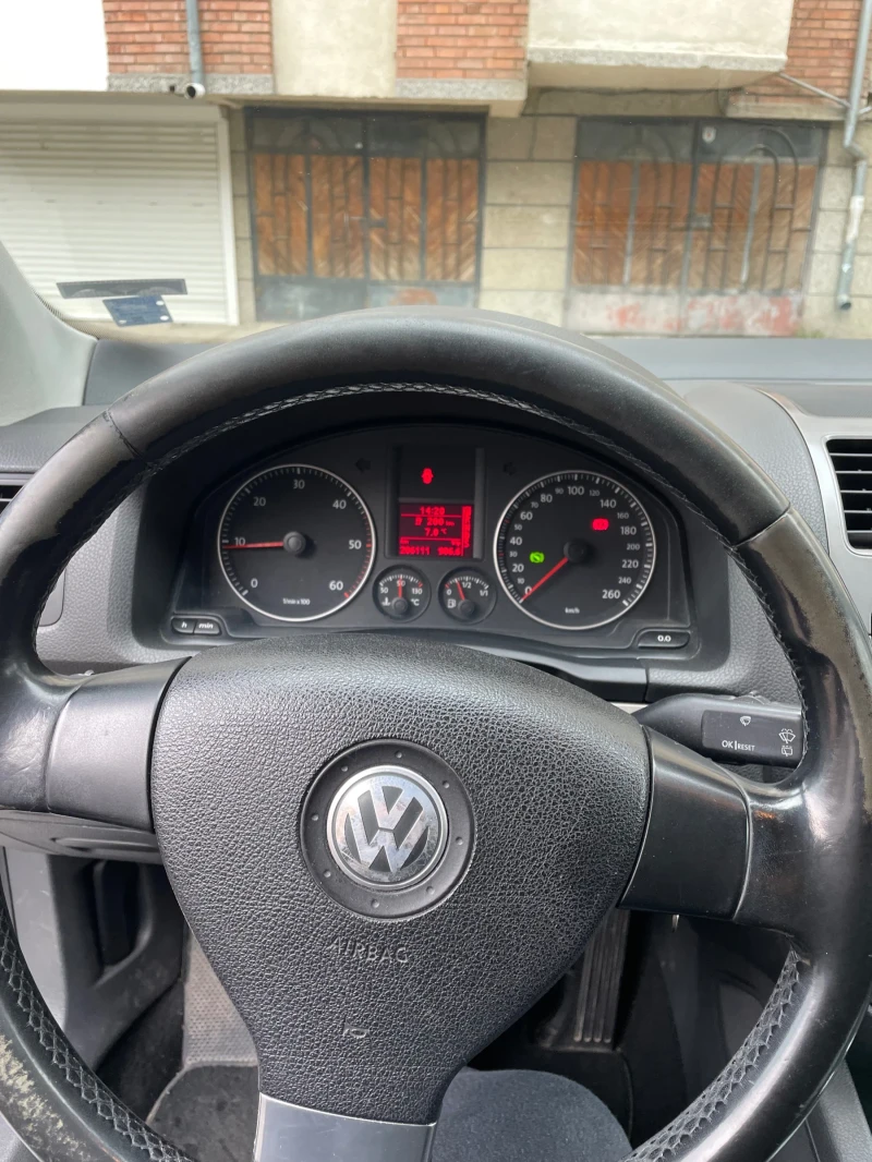 VW Golf, снимка 12 - Автомобили и джипове - 48802298