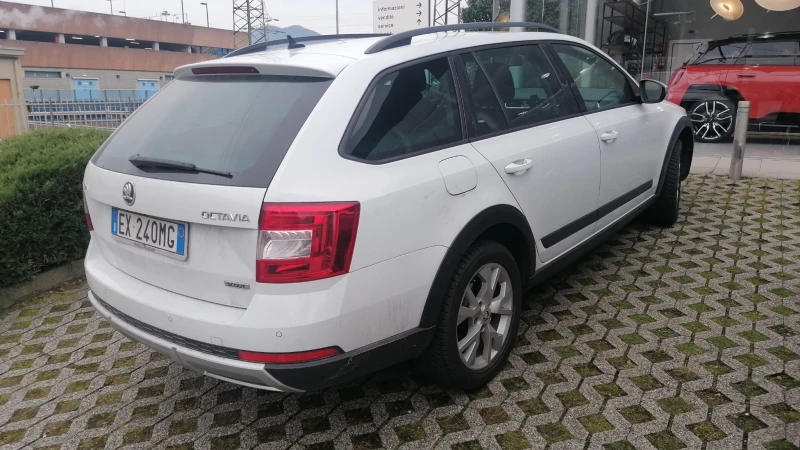 Skoda Octavia SCOUT 2.0TDI 184 KC НАЛИЧЕН !!!, снимка 3 - Автомобили и джипове - 49181065