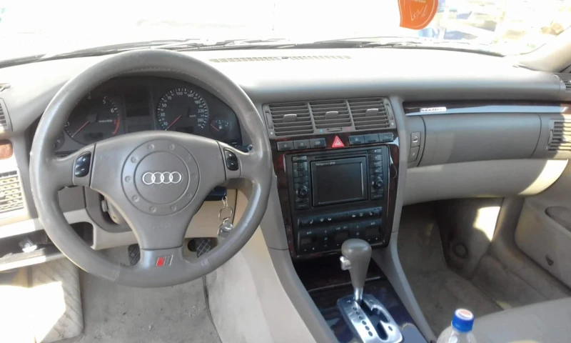 Audi A8, снимка 4 - Автомобили и джипове - 49201049