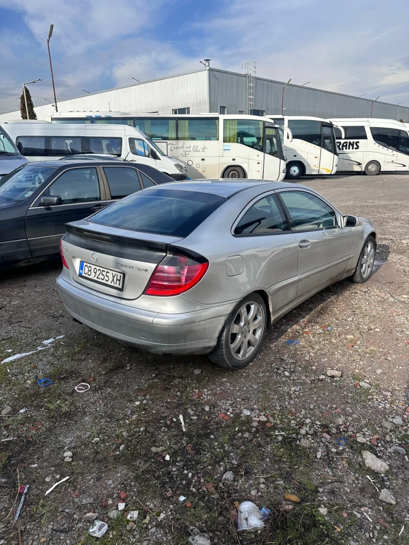 Mercedes-Benz C 180 Газ Бензин , снимка 4 - Автомобили и джипове - 49357855