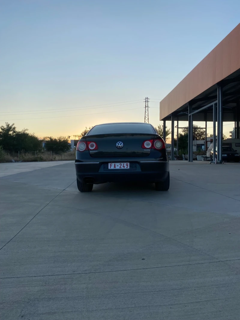 VW Passat 2.0 I NAVI KLIMA , снимка 13 - Автомобили и джипове - 51768180