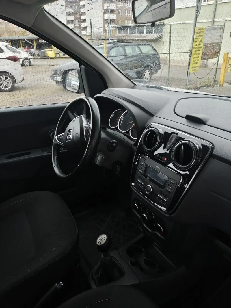 Dacia Lodgy 1.5 dCi - 6+ 1 места, снимка 8 - Автомобили и джипове - 52468856