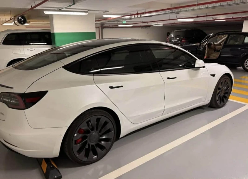 Tesla Model 3, снимка 4 - Автомобили и джипове - 53157434