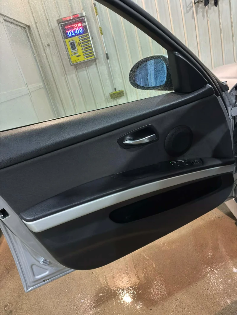 BMW 330 X drive , снимка 10 - Автомобили и джипове - 53170074