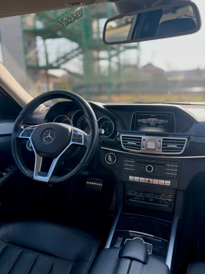 Mercedes-Benz E 200, снимка 7 - Автомобили и джипове - 53205394