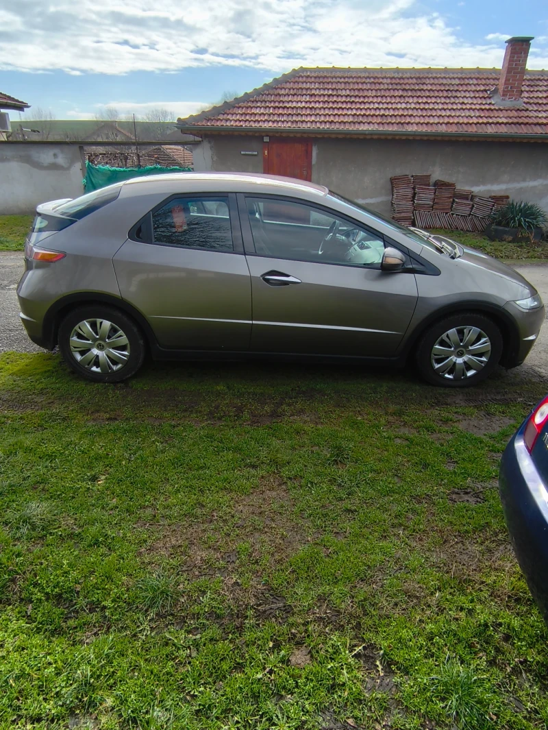 Honda Civic, снимка 3 - Автомобили и джипове - 53444815