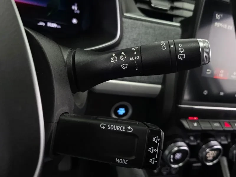 Renault Zoe ZEN, снимка 16 - Автомобили и джипове - 55111110