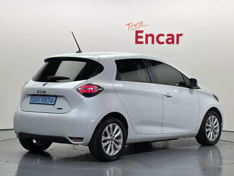 Renault Zoe ZEN, снимка 2 - Автомобили и джипове - 55111110