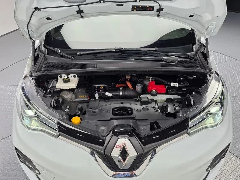 Renault Zoe ZEN, снимка 6 - Автомобили и джипове - 55111110