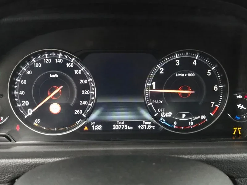 BMW 320 M Sports Shadow, снимка 8 - Автомобили и джипове - 55902771