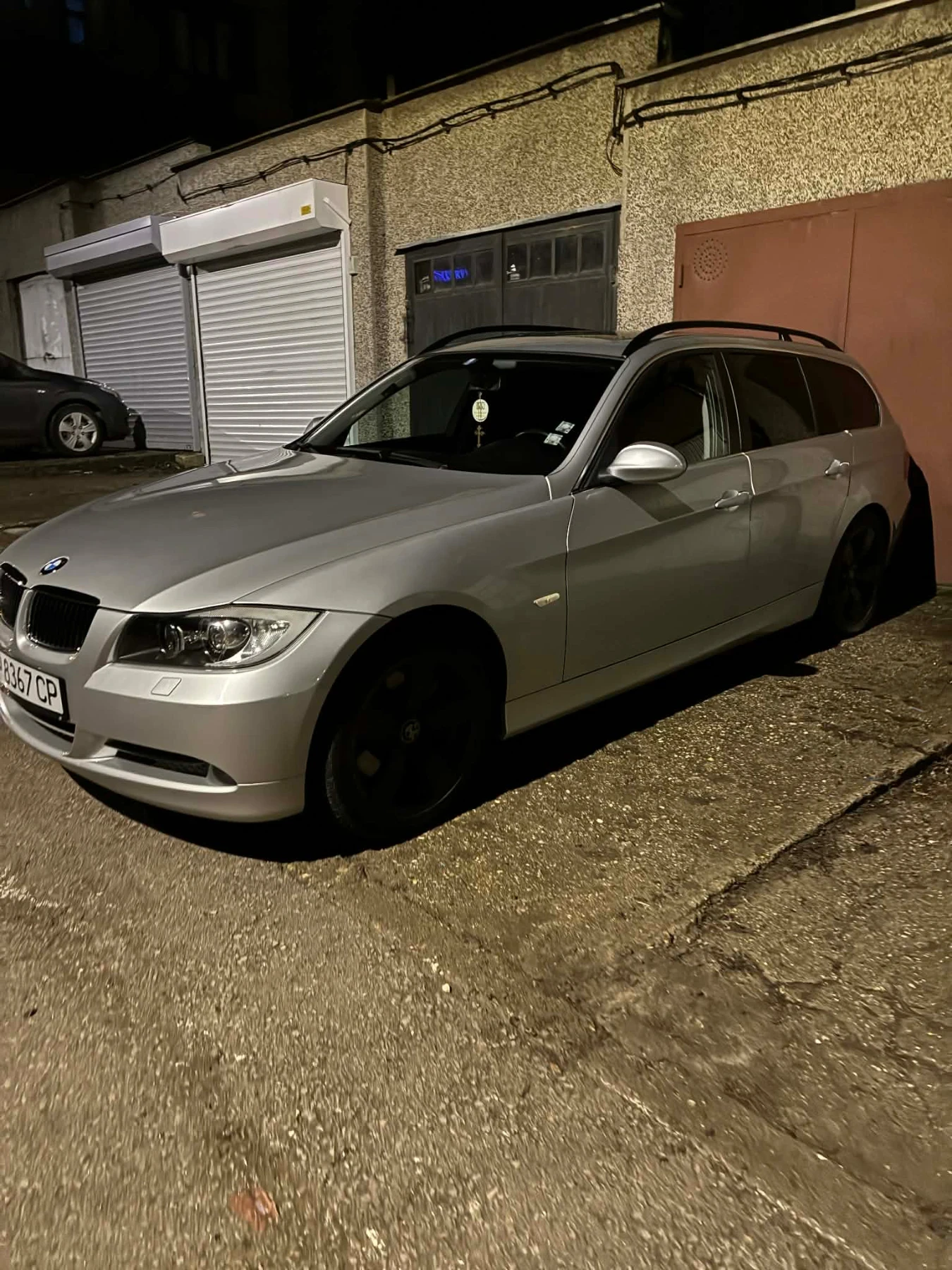 BMW 330 X drive , снимка 1