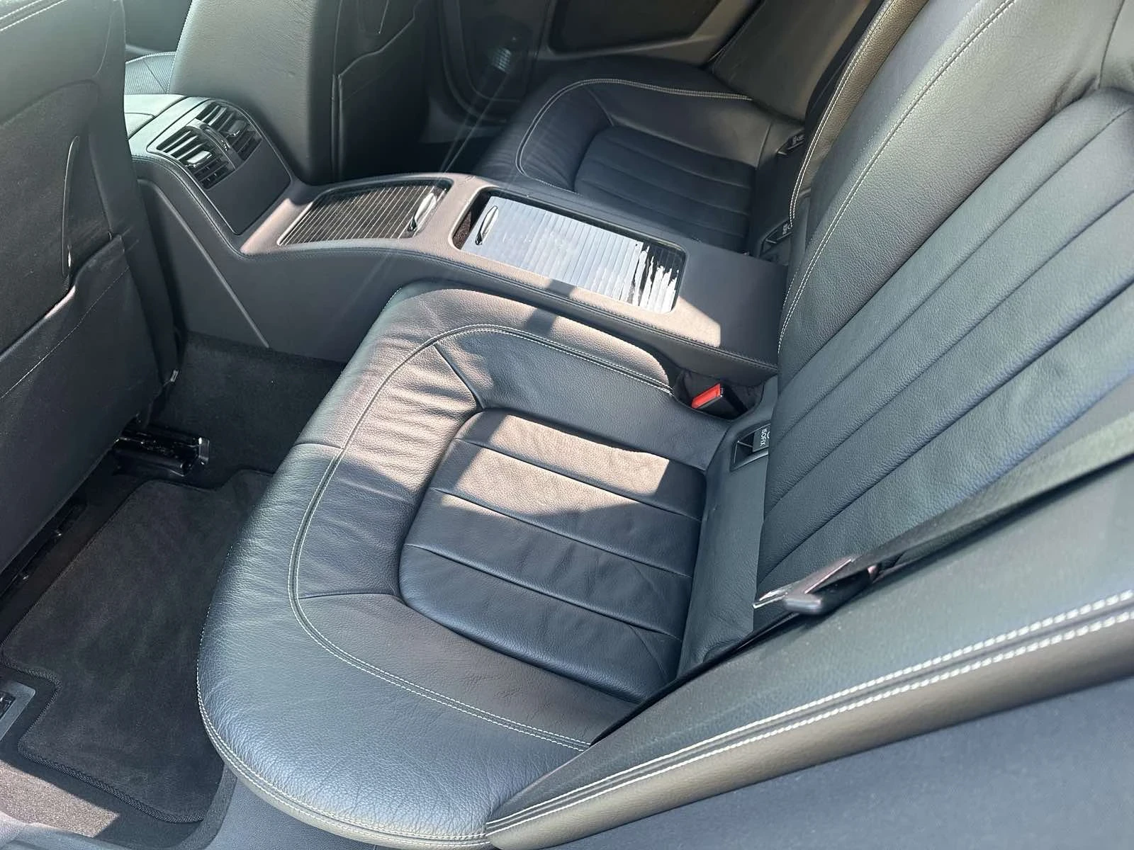 Mercedes-Benz CLS 550 6.3 AMG optic 4matic ��������� | Mobile.bg � ����������� 12