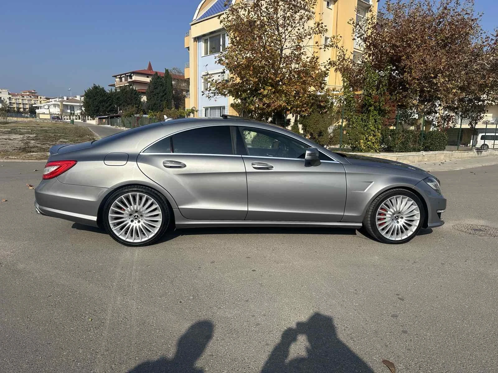 Mercedes-Benz CLS 550 6.3 AMG optic 4matic перфектен - изображение 7