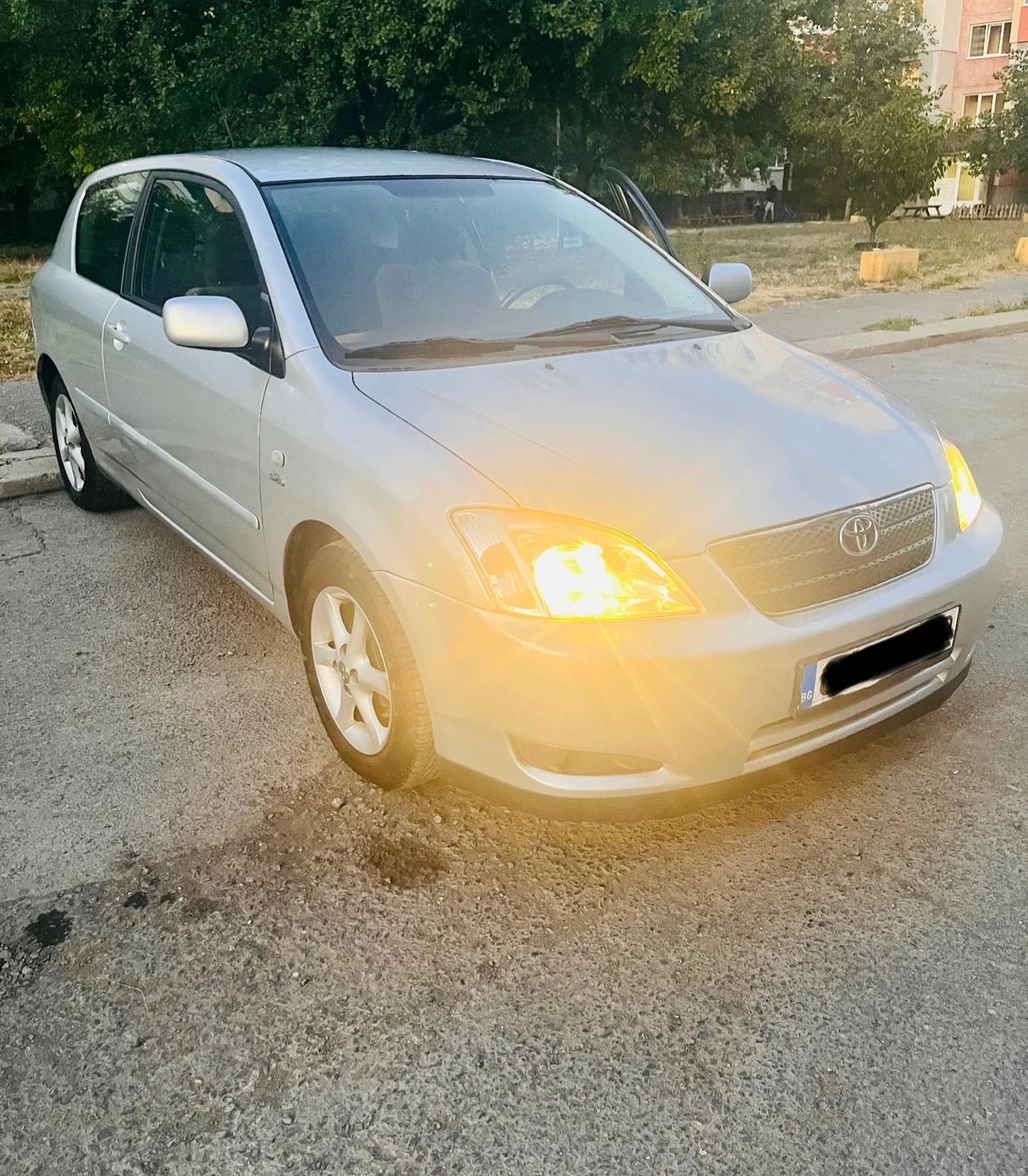 Toyota Corolla D4D 2002 г. 287 625 км, Изрядна - изображение 7
