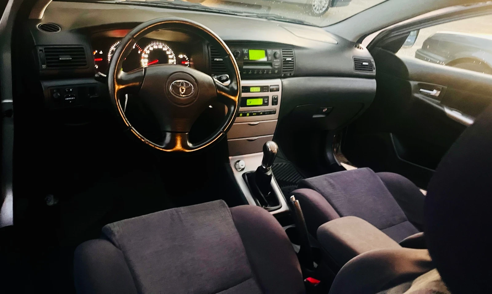 Toyota Corolla D4D 2002 г. 287 625 км, Изрядна - изображение 6