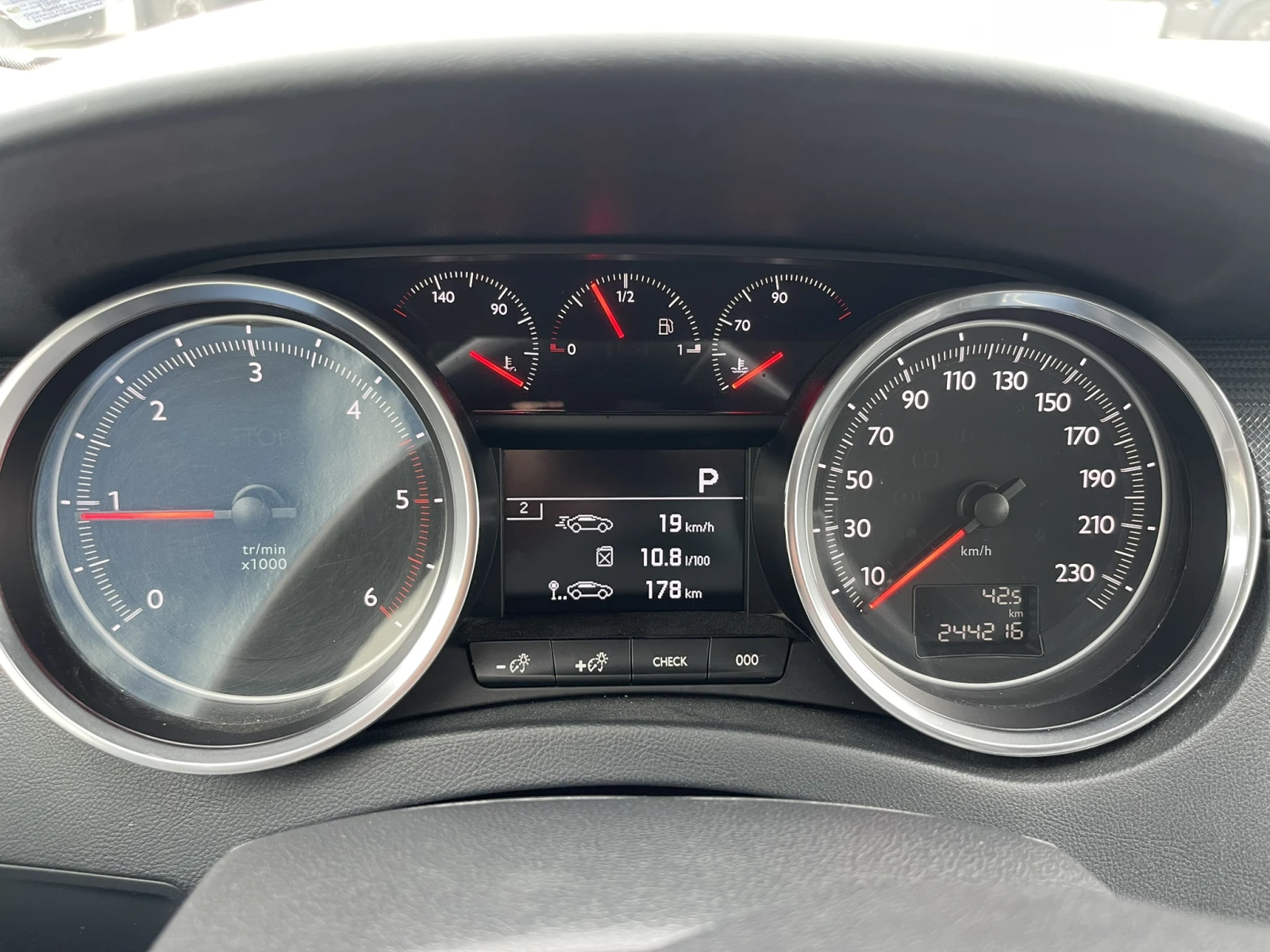Peugeot 508  - изображение 7