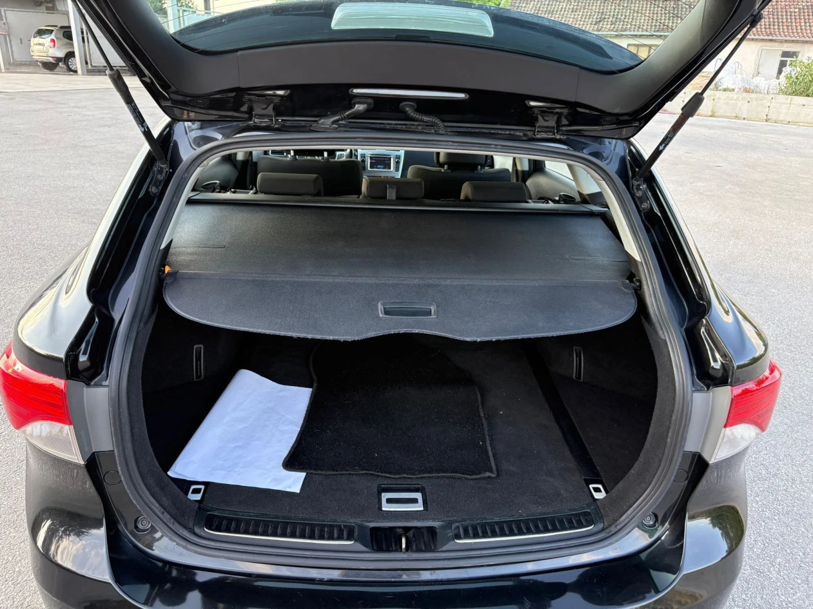 Toyota Avensis 1, 8 БЕНЗИН EURO5 - изображение 9