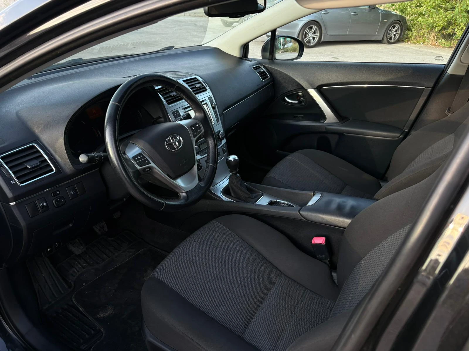 Toyota Avensis 1, 8 БЕНЗИН EURO5 - изображение 10