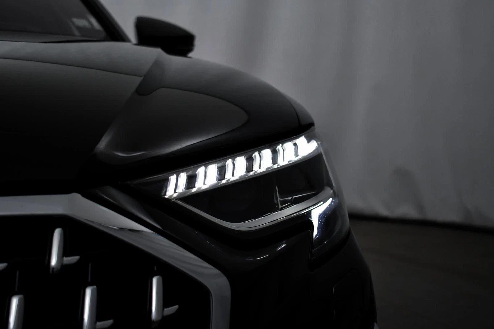 Audi A8 50TDI Quattro  - изображение 4