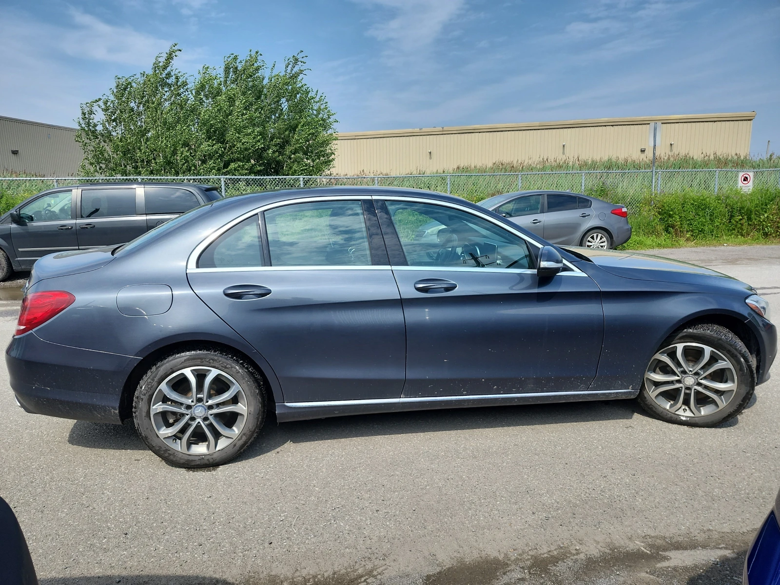 Mercedes-Benz C 300 * АвтоКредит*  - изображение 3